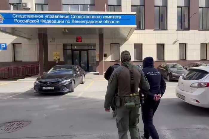 Трое жителей Ленобласти подозреваются в обмане при заключении контракта с армией