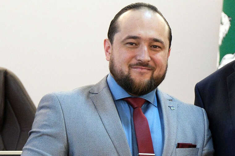 Спикером Томской гордумы вновь избран Сеченов, ранее прославившийся скандалом с угрозами избирателю