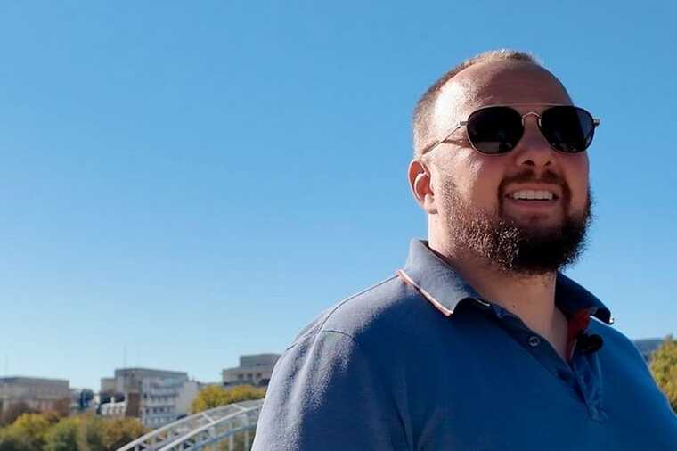 Экс-сотрудник ФСБ сообщил о преследованиях оппозиционеров и громких отравлениях в России