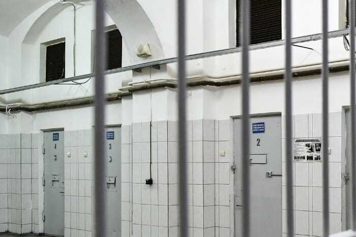 Родственник женщины, убитой в Казани, покинул СИЗО, но остаётся под подозрением