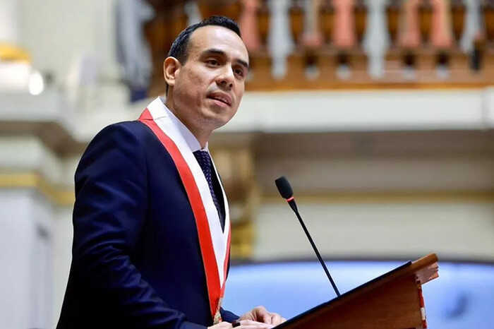 Президент Перу вводит режим ЧП в Лиме и Кальяо из-за роста преступности