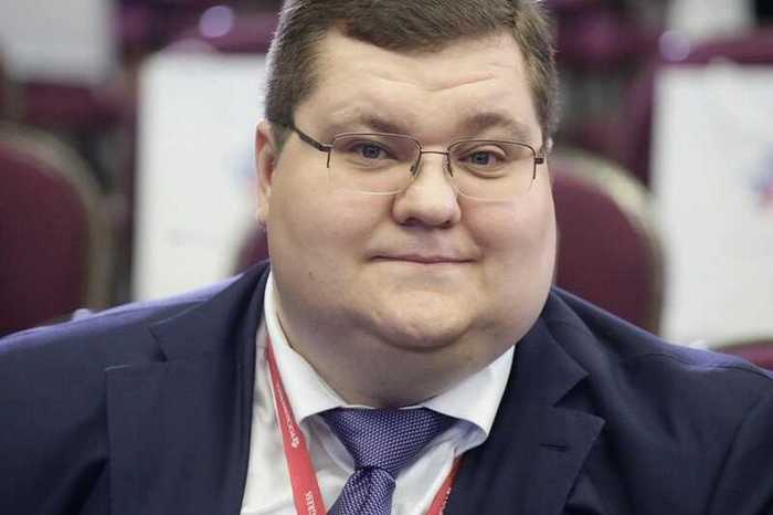 Игорь Чайка упирается в Кириенко на пути к руководству новым управлением АП