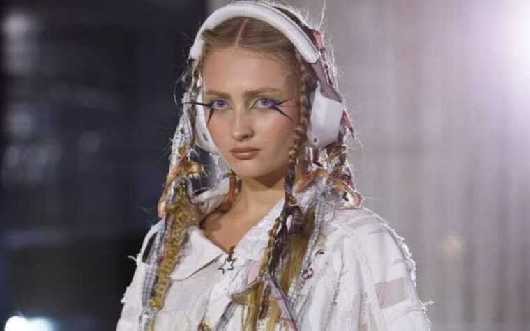 Николь Кононова, дочь криминального авторитета 90-х, вышла на подиум Riga Fashion Week