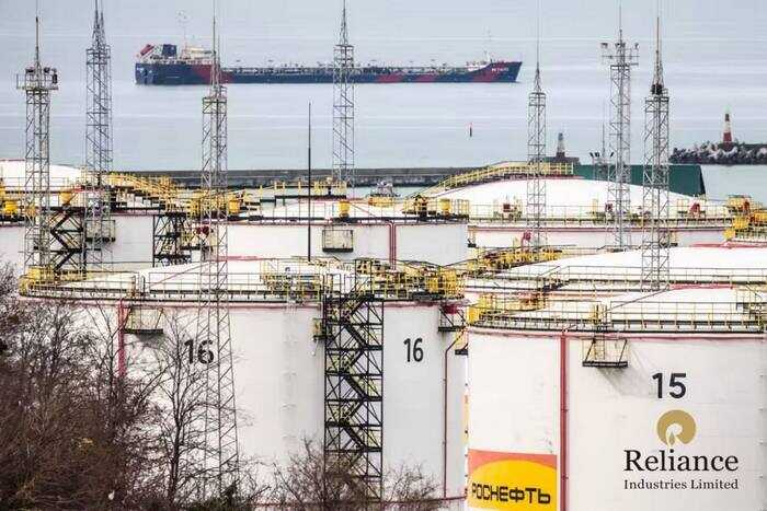 Reliance подтвердил готовность соблюдать санкции против России