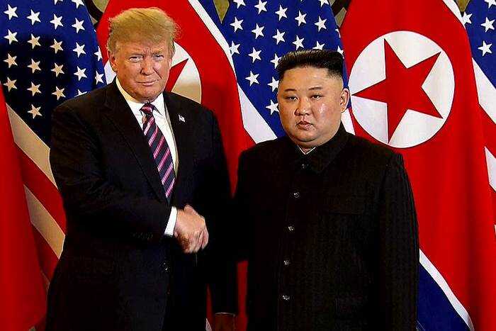 Трамп допускает новую встречу с Ким Чен Ыном в рамках азиатского турне
