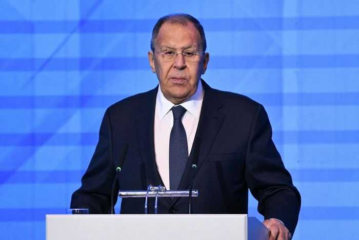 Лавров: Россия готова юридически закрепить обязательства о ненападении на НАТО
