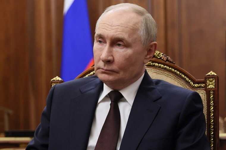 Путин ограничил получение гражданства и ВНЖ для иностранцев без контракта с Минобороны