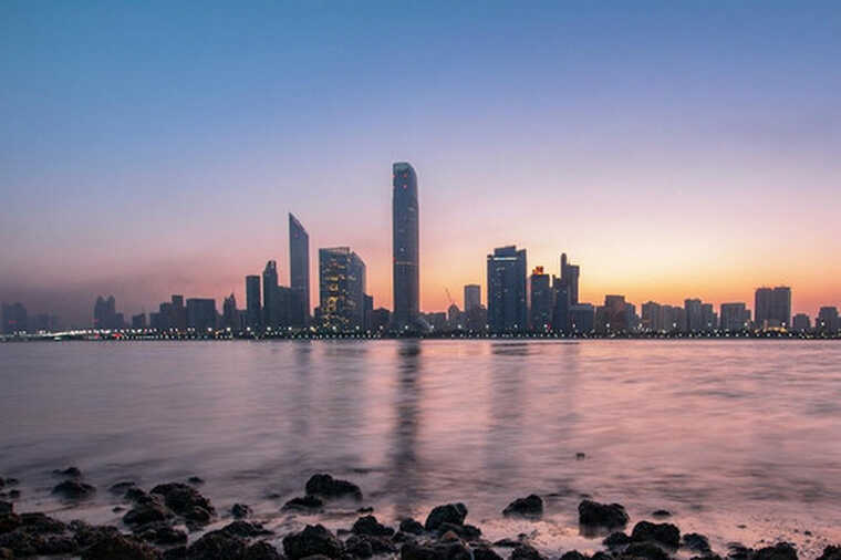 ОАЭ начали масштабный «засев облаков» для пополнения запасов воды