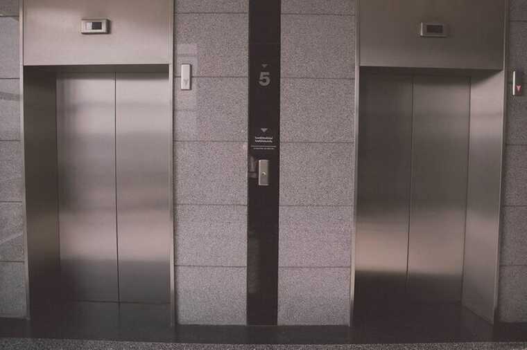 В Воронеже трёхлетний ребёнок упал в шахту иранского лифта, признанного небезопасным