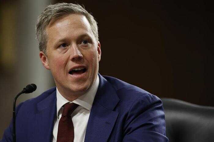 Зеленский подтвердил обсуждение мирного плана Трампа с министром Сухопутных войск США Дрисколлом