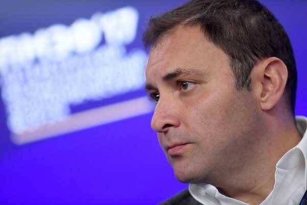 Все под Максимку: вице-мэр перегоняет активы используя Совкомбанк? Все под Максимку: вице-мэр перегоняет активы используя Совкомбанк? rxidquidttiqhrkrt dqxikeidqxizsld