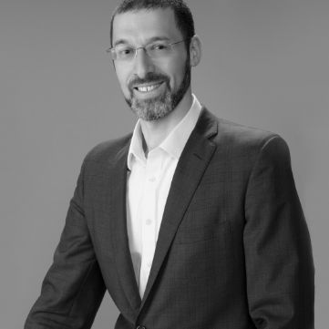 Натан Шкляр dqxikeidqxizsld