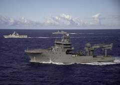 HMNZS Manawanui A-09 во время учений RIMPAC 2020 (фото: Wikimedia Commons/ Wesley Richardson)